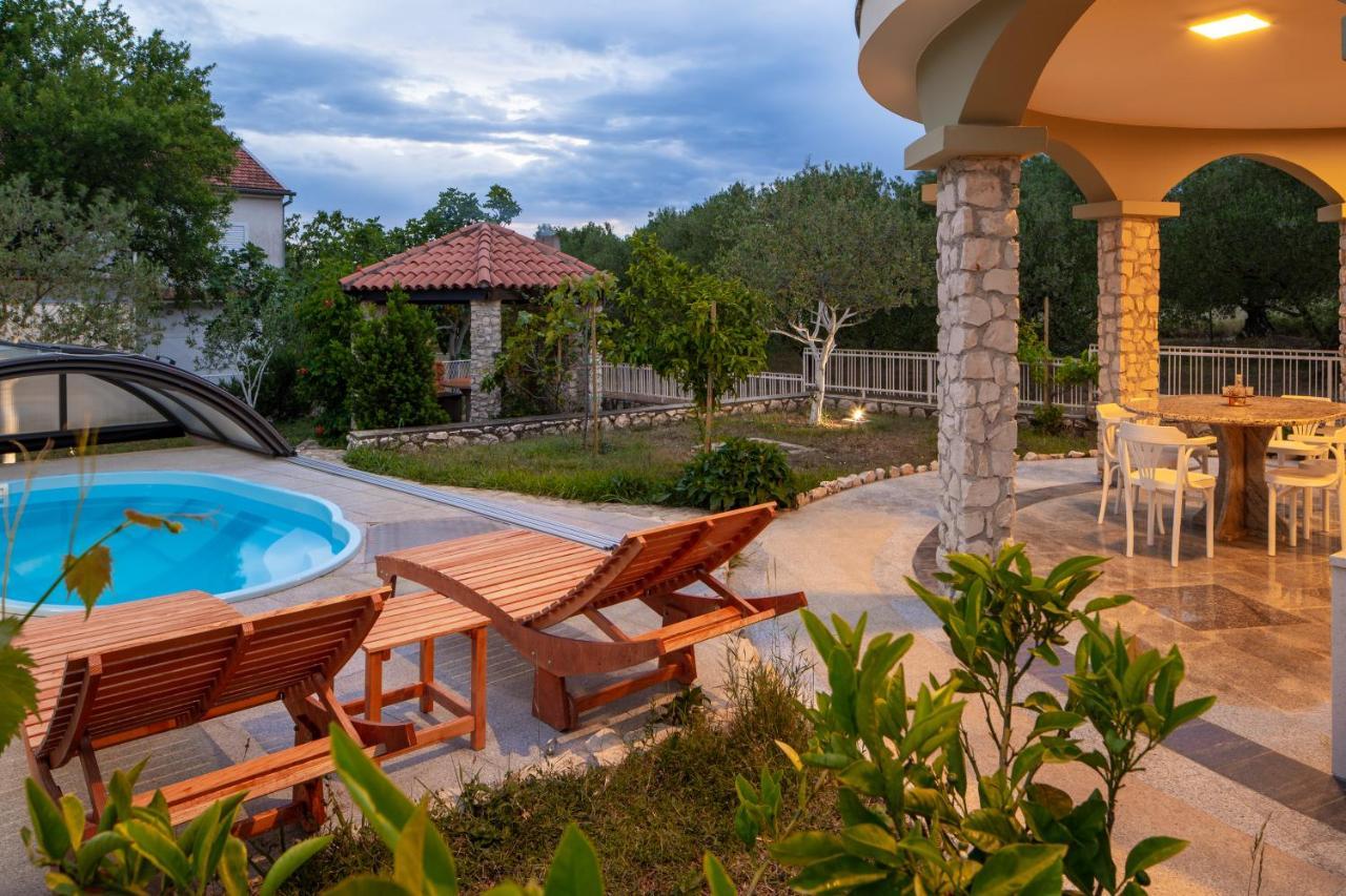 Villa Lusi House Sveti Filip i Jakov Exterior foto