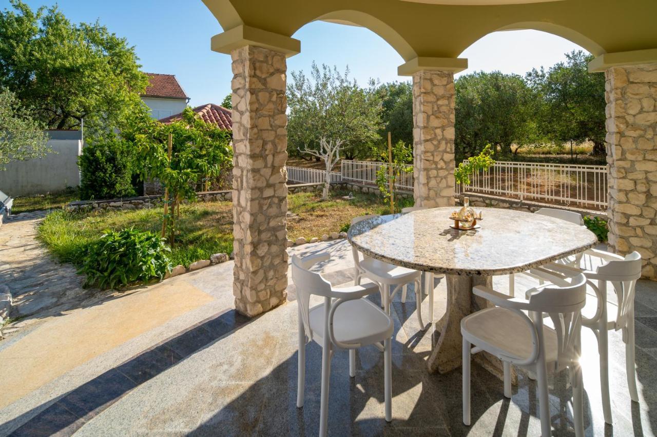 Villa Lusi House Sveti Filip i Jakov Exterior foto